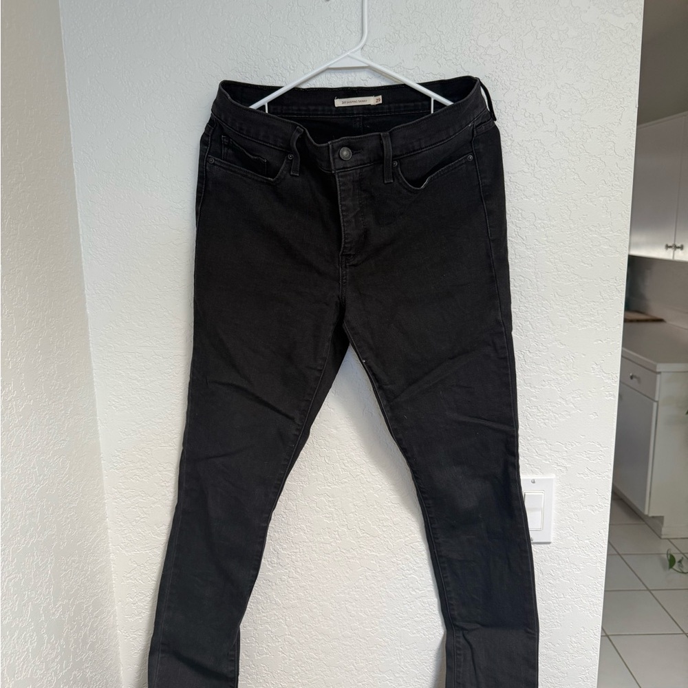 Levi's Women's Black Skinny Jeans 29